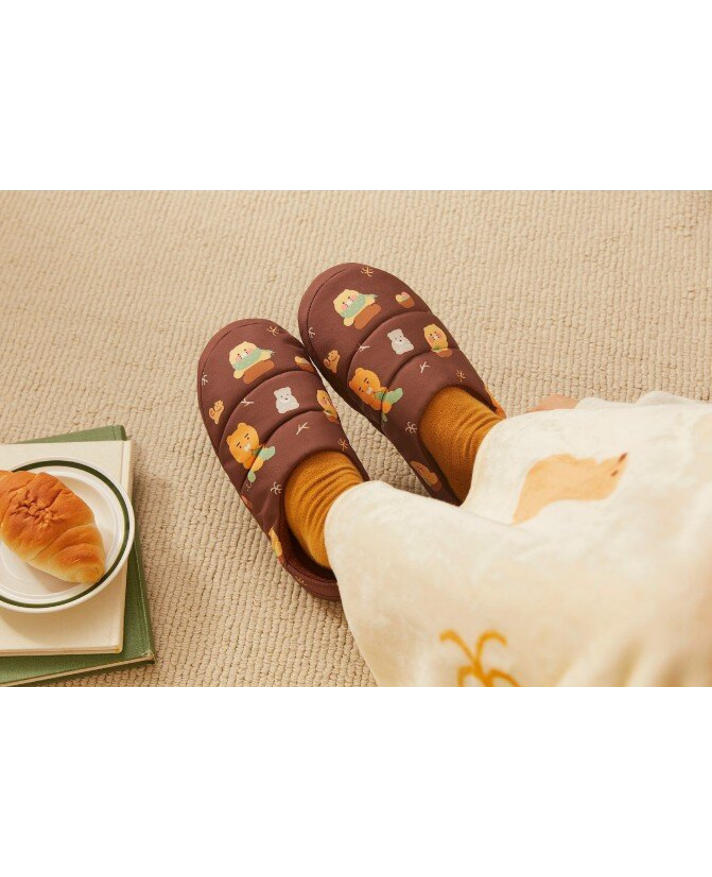 RYAN & CHOONSIK - Cabin in the Forest Padding Slippers KAKAO FRIENDS