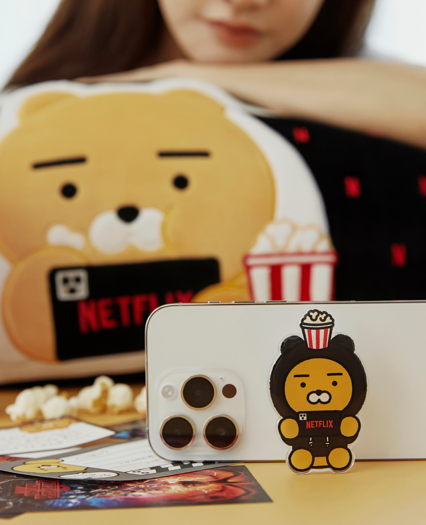 Ryan Netflix X Kakao Friends Phone Grip Kakao Friends